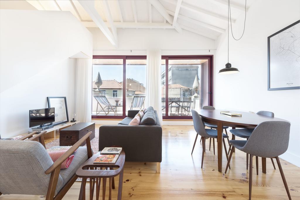 Lovelystay - Top Floor Balcony Apartment OOporto Exteriör bild
