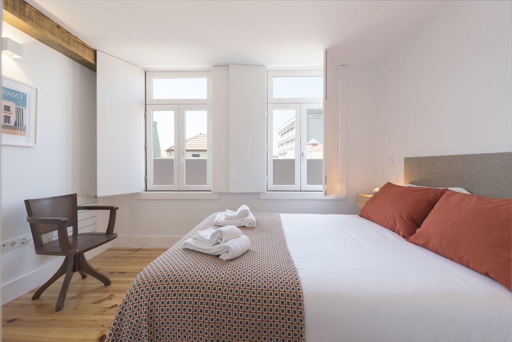 Lovelystay - Top Floor Balcony Apartment OOporto Exteriör bild