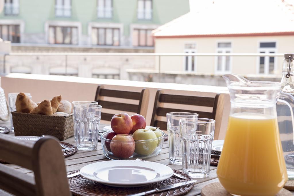 Lovelystay - Top Floor Balcony Apartment OOporto Exteriör bild