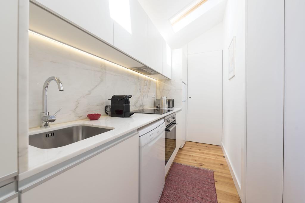 Lovelystay - Top Floor Balcony Apartment OOporto Exteriör bild